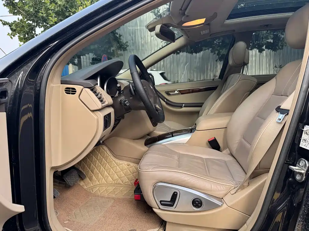 Mercedes-Benz R-Class — миниатюра 8