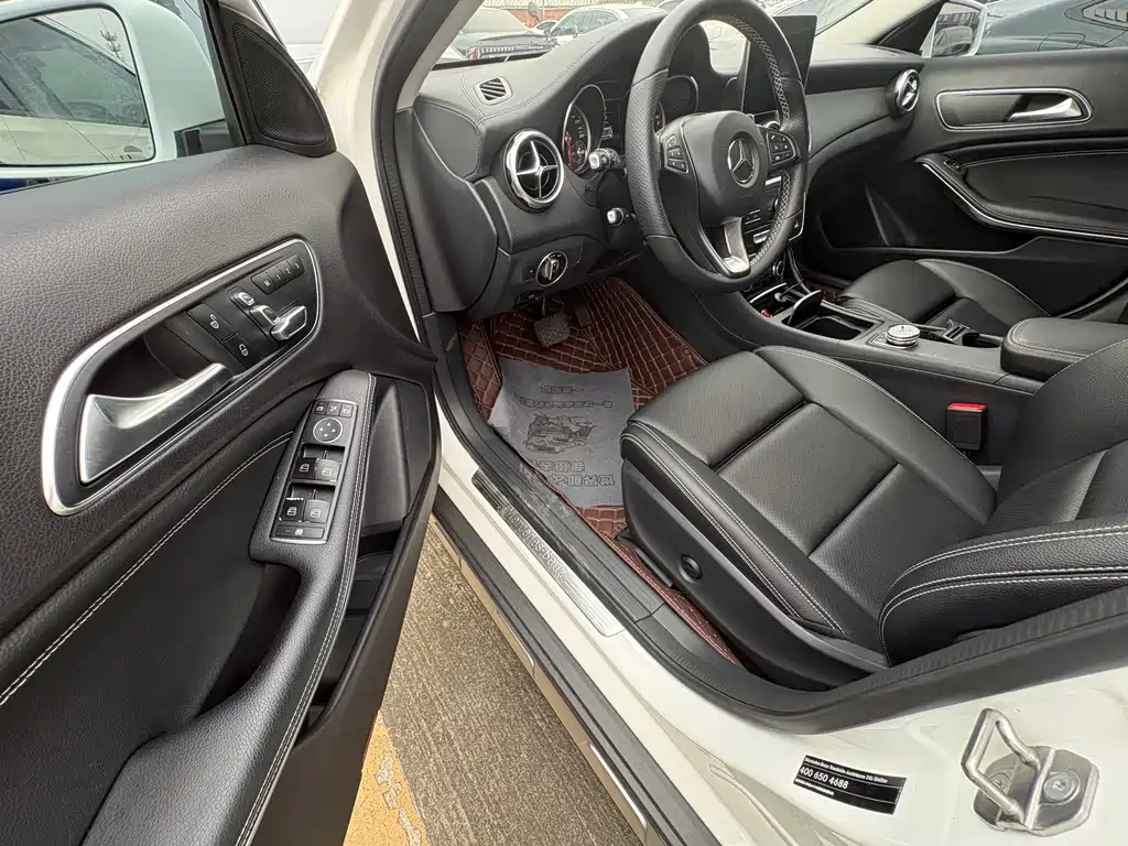 Mercedes-Benz GLA — миниатюра 5