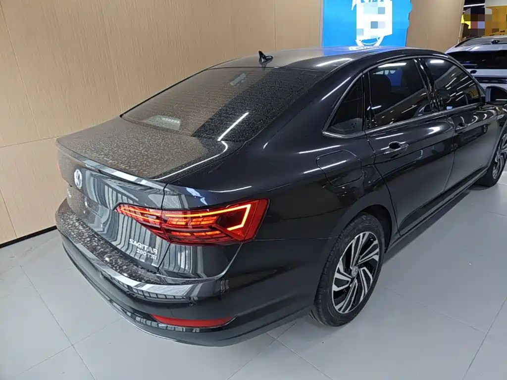 Volkswagen Sagitar — миниатюра 7