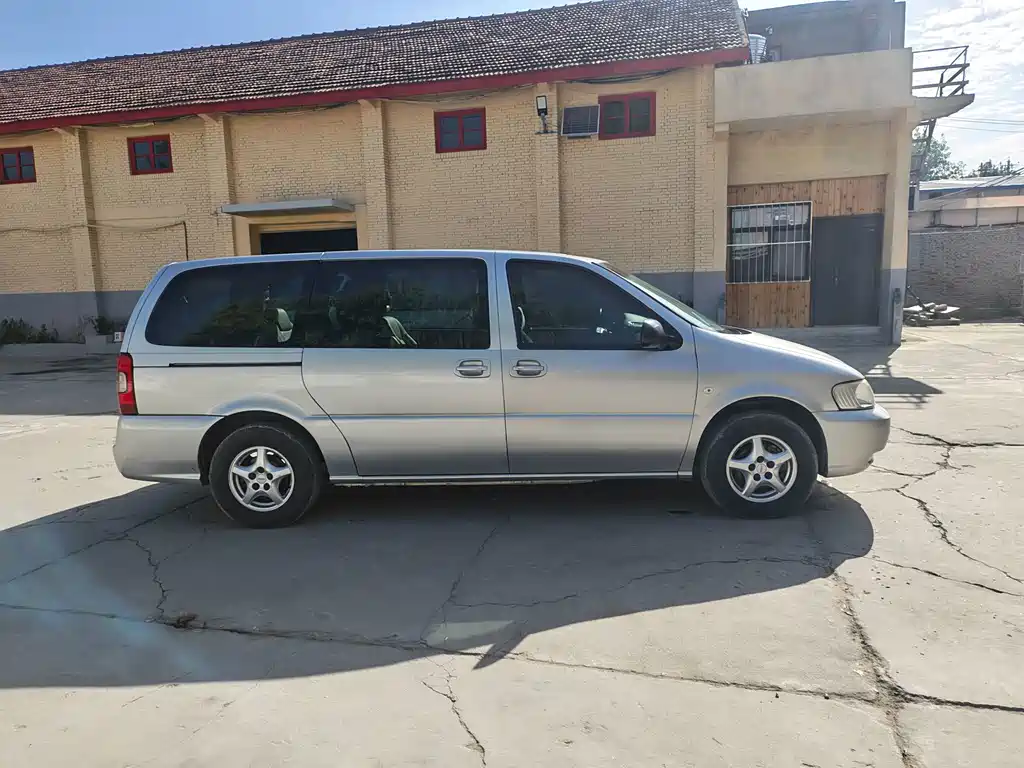 Buick GL8 — миниатюра 4