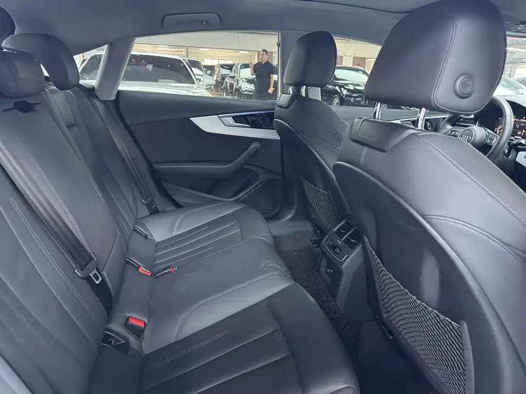 Audi A5 (Import) — миниатюра 17
