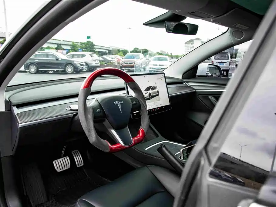 Tesla Model 3 — фотографии объявления, Фото 11