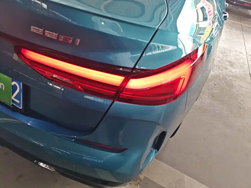 BMW 2 Series (Import) — миниатюра 8