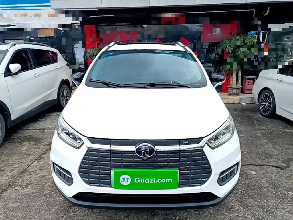 BYD Yuan EV — миниатюра 3