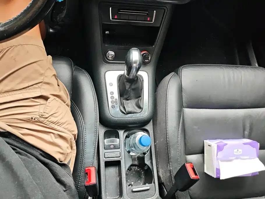 Volkswagen Tiguan — миниатюра 16