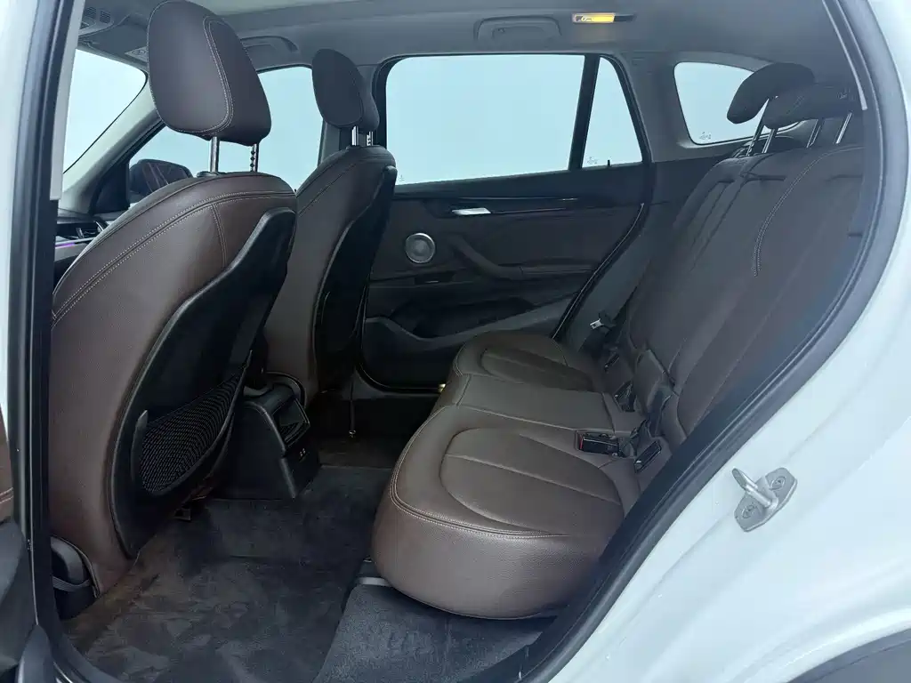 BMW X1 — миниатюра 20