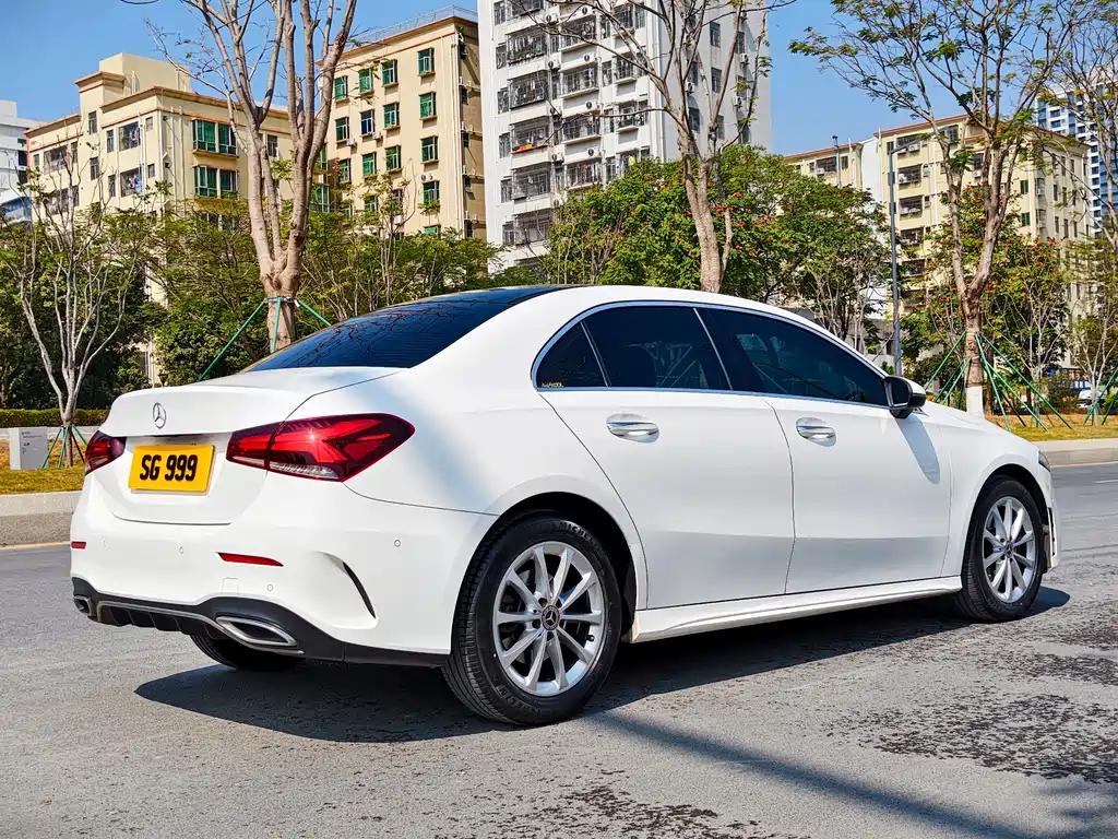 MERCEDES-BENZ A CLASS