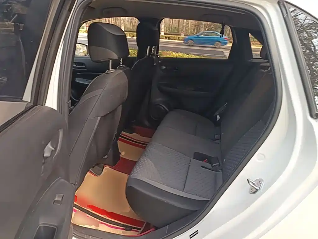 Honda Fit — миниатюра 17