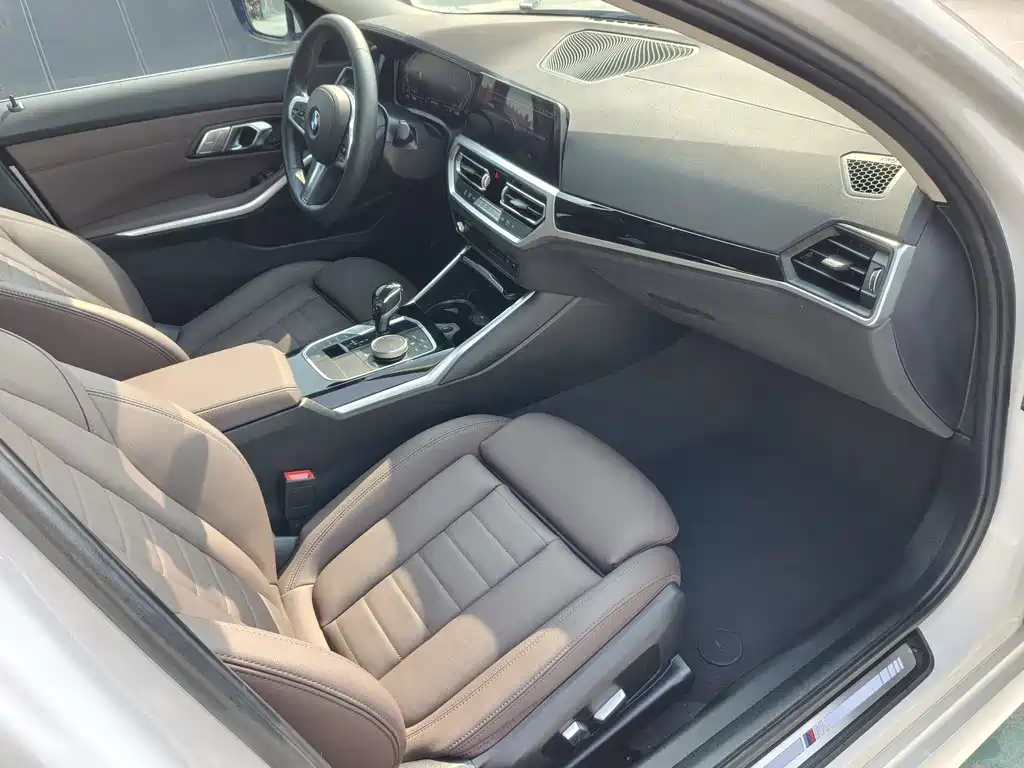 BMW 3 Series — миниатюра 19