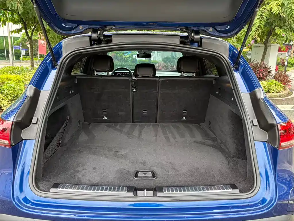 Mercedes-Benz EQC — миниатюра 21