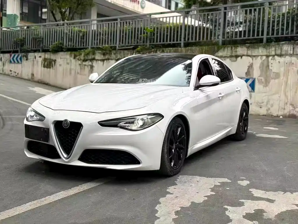 Alfa Romeo Giulia 2017