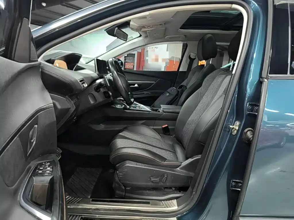 Peugeot 5008 — миниатюра 15