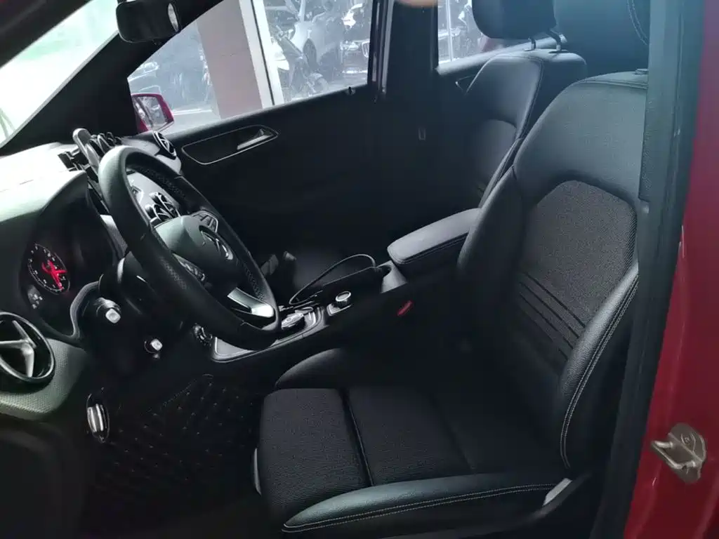 Mercedes-Benz B-Class — миниатюра 11