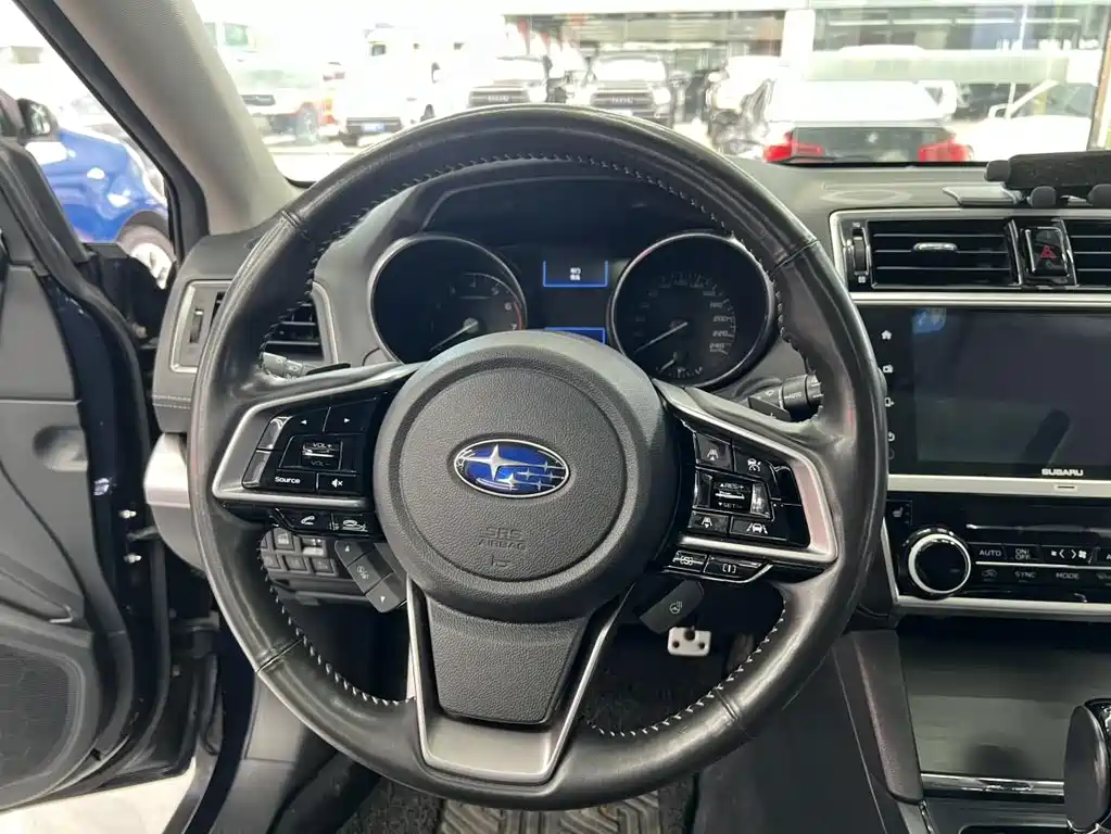 Subaru Outback — миниатюра 9