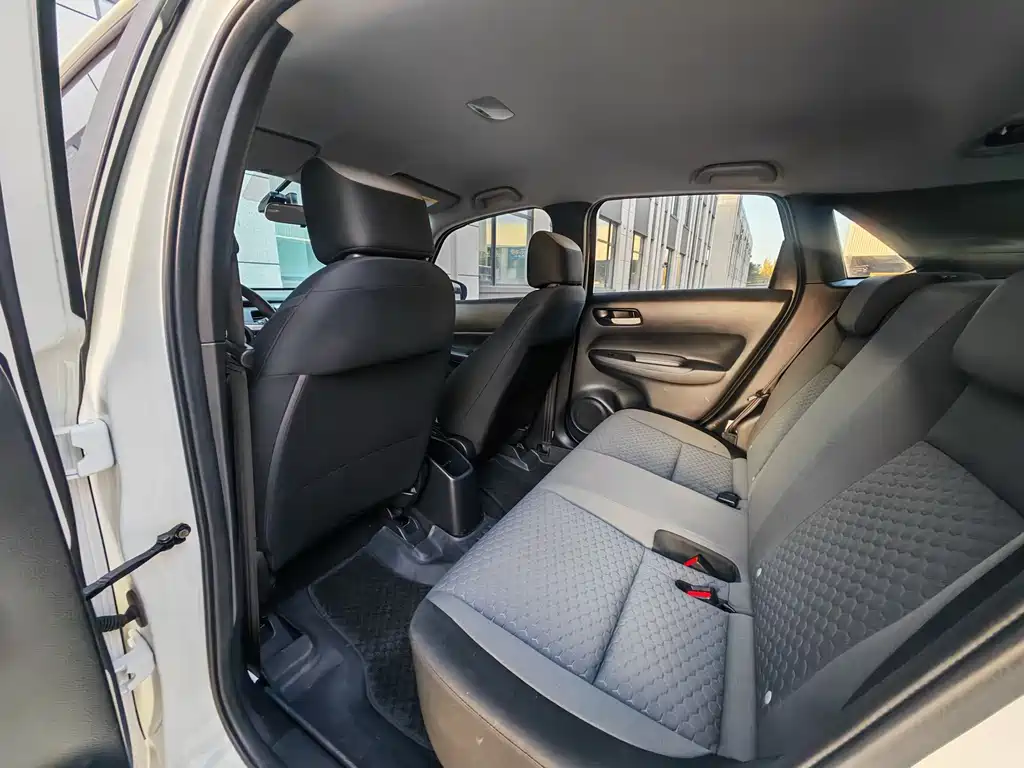 Honda Fit — миниатюра 6
