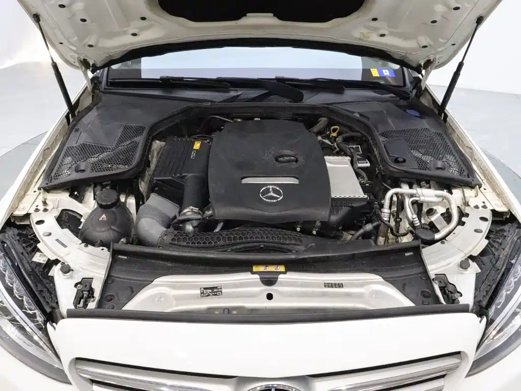 Mercedes-Benz C-Class — миниатюра 20