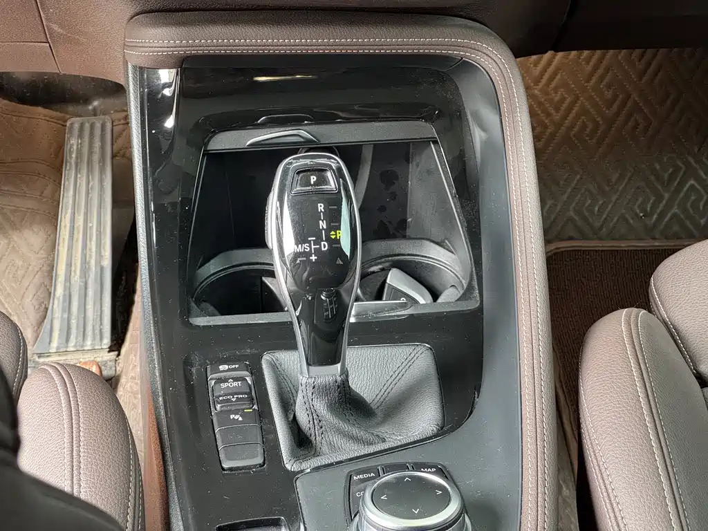 BMW X2 — миниатюра 13