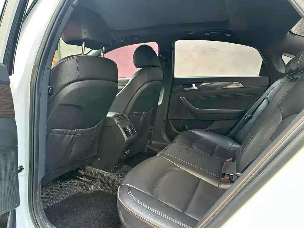 Hyundai Sonata — миниатюра 4