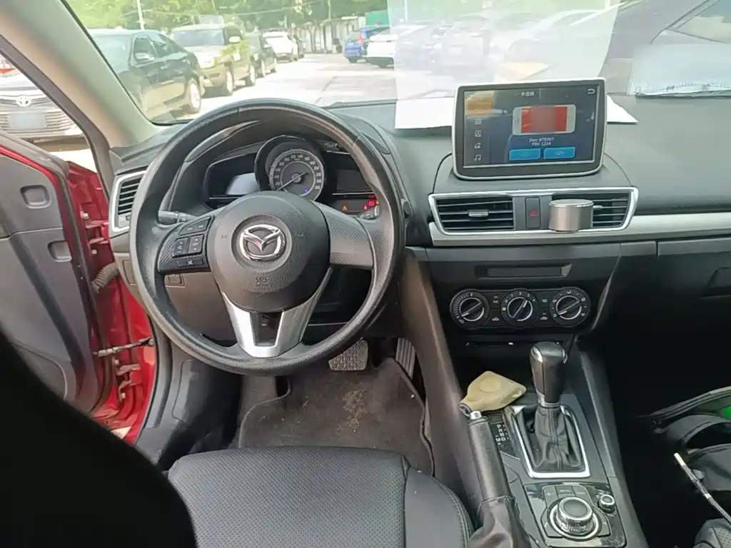 Mazda 3 Axela — миниатюра 10