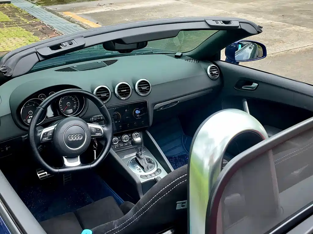 Audi TT TT Roadster 45 TFSI, фото 21