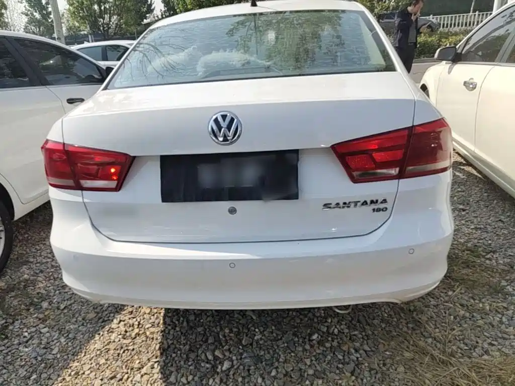 Volkswagen Santana — миниатюра 6