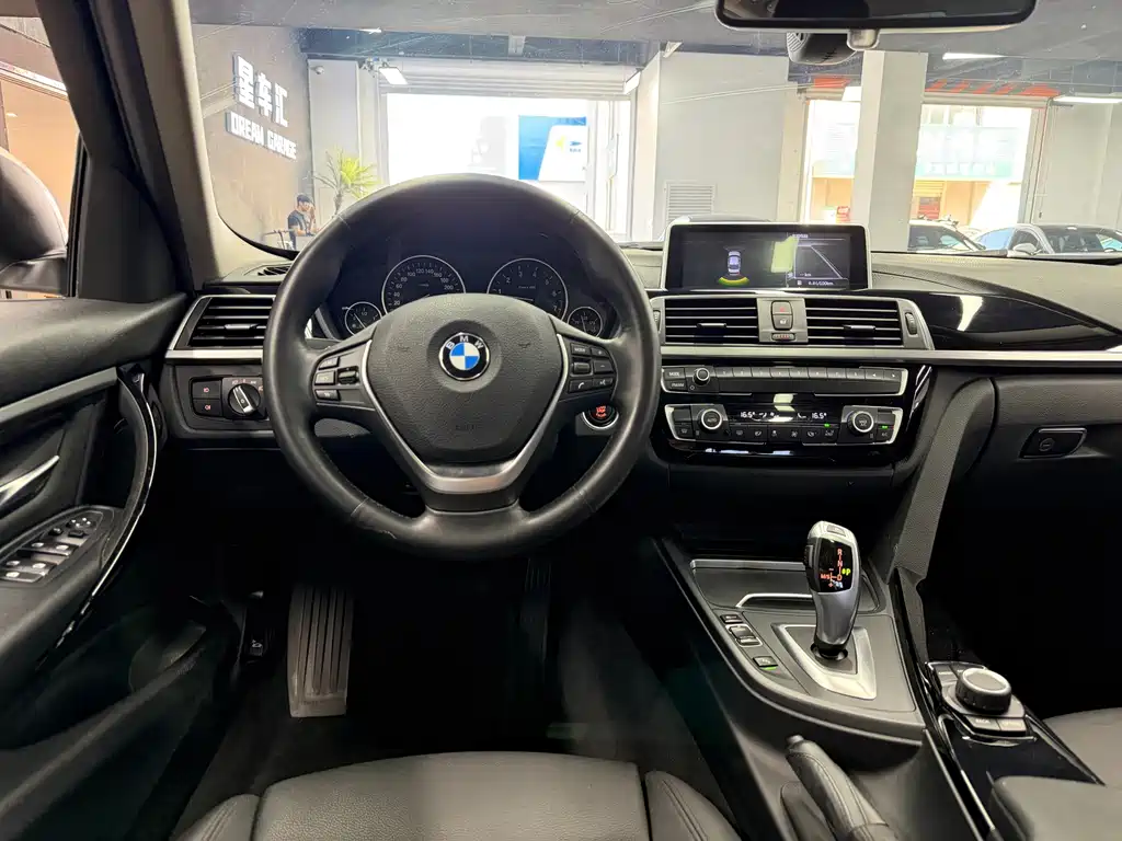BMW 3 Series — миниатюра 7