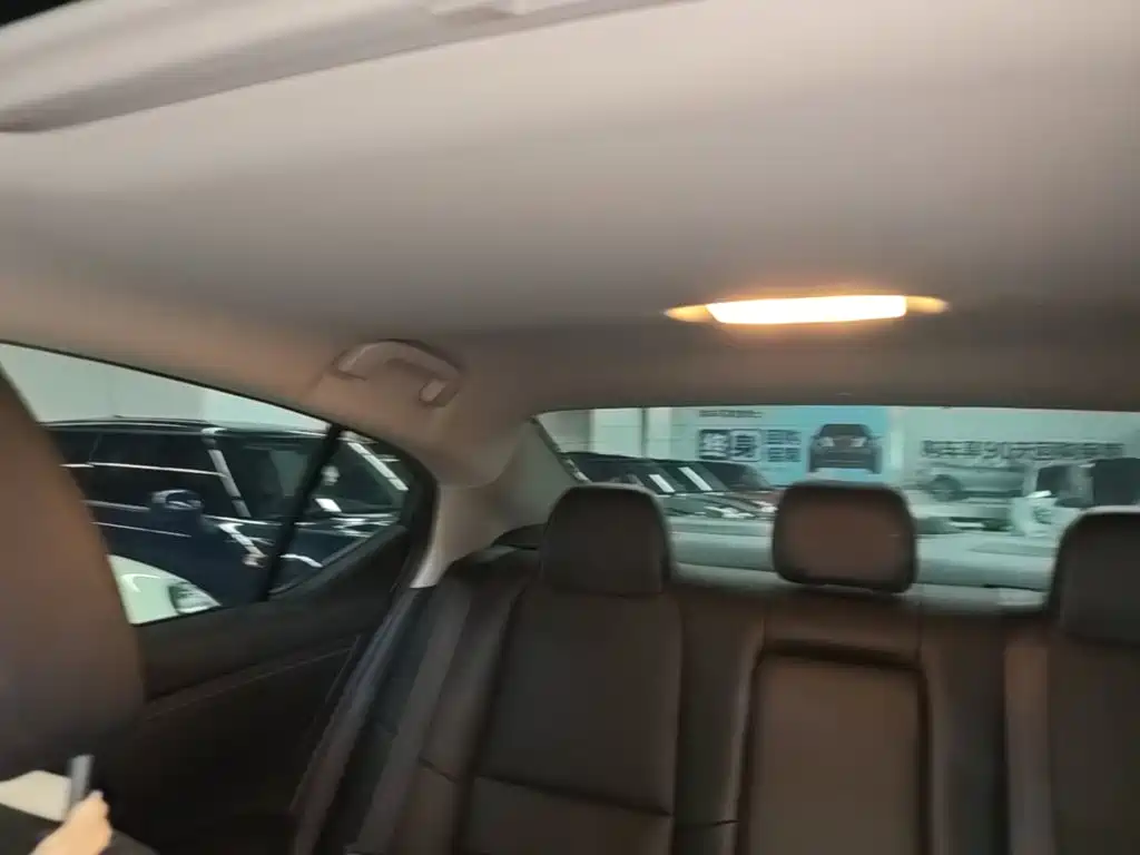 Nissan Sylphy — миниатюра 18