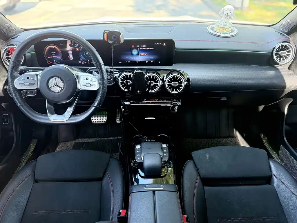 Mercedes-Benz CLA (Import) — миниатюра 11