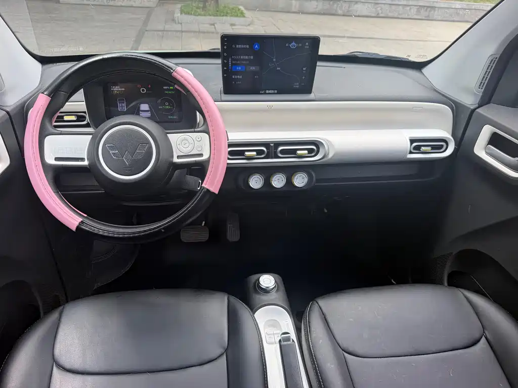 Wuling MINIEV — миниатюра 9