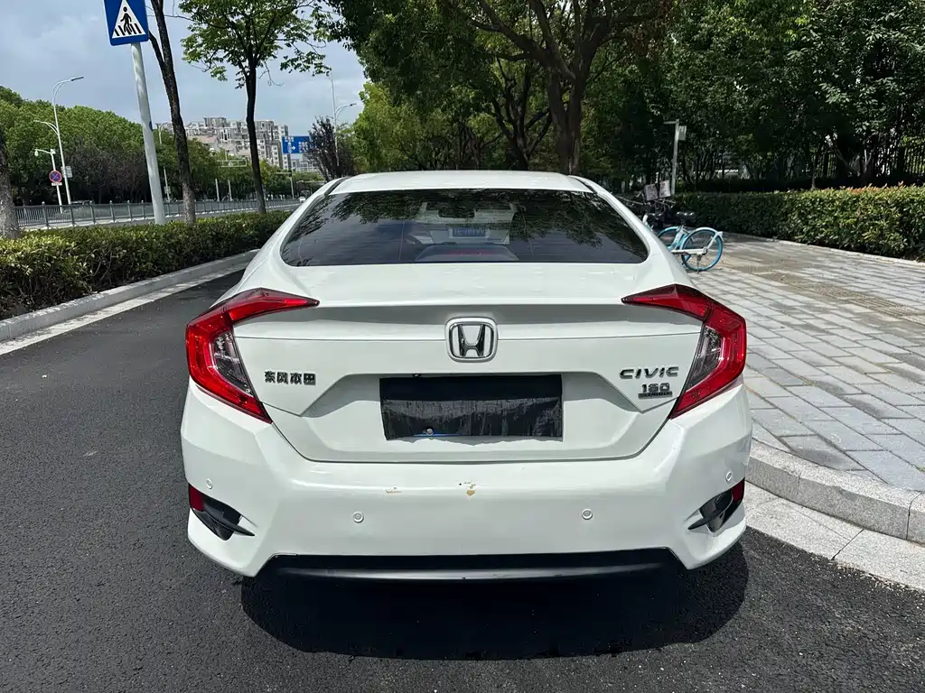 Honda Civic — миниатюра 6