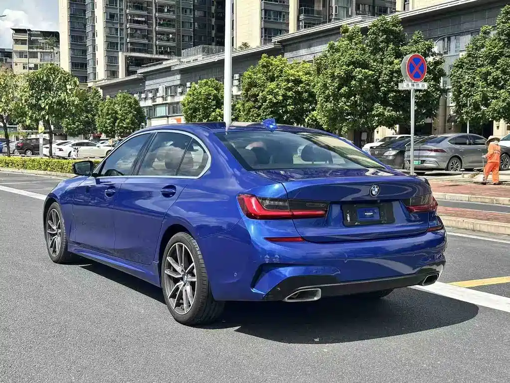 BMW 3 Series — миниатюра 7