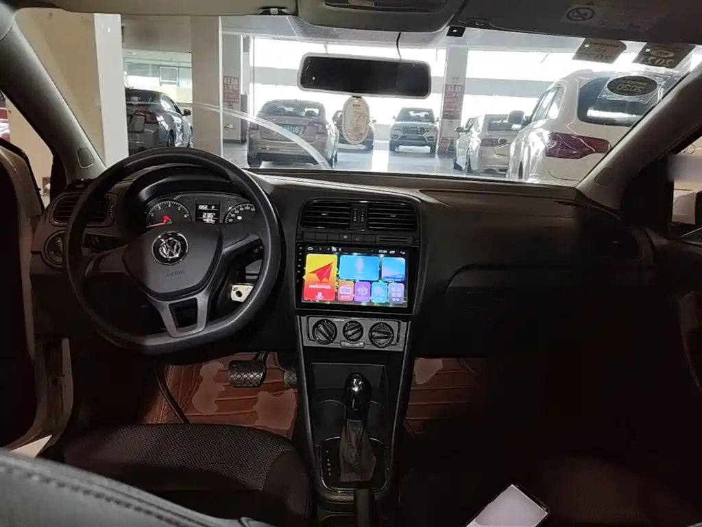 Volkswagen Polo — миниатюра 10