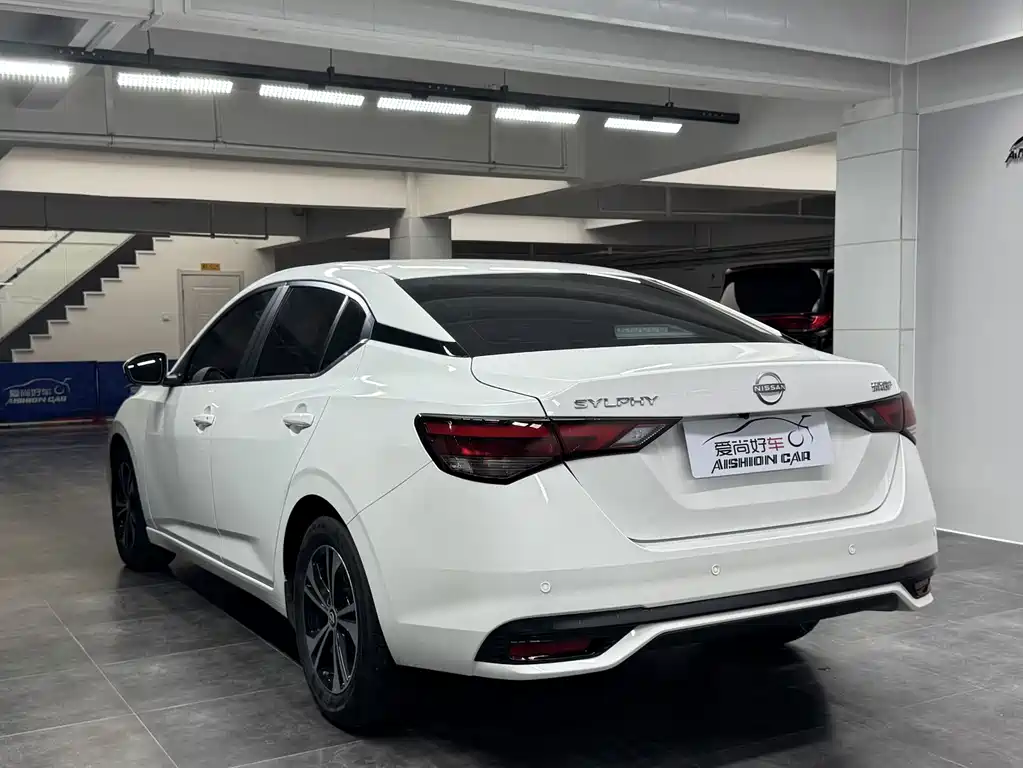 Nissan Sylphy — миниатюра 5