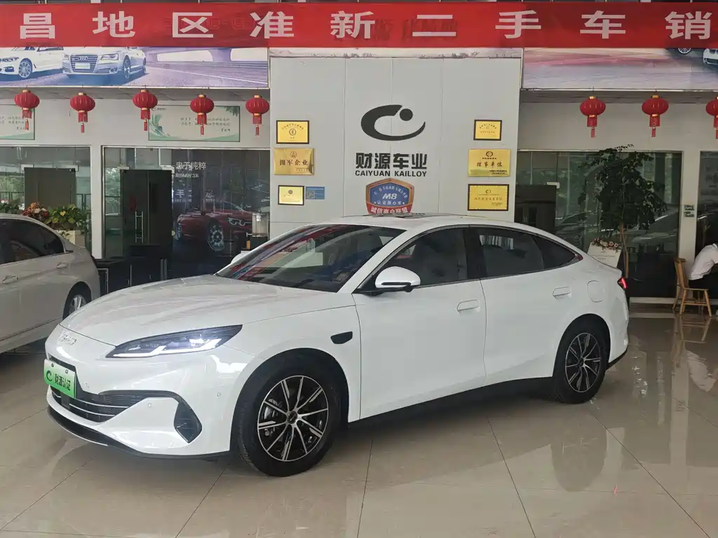 2025 BYD Seal - zdjęcie 1 z 14