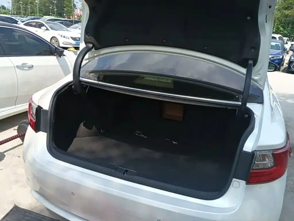 Lexus ES — миниатюра 19
