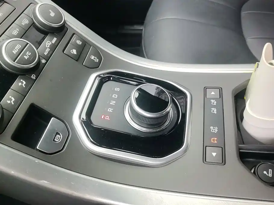 Land Rover Evoque — миниатюра 16