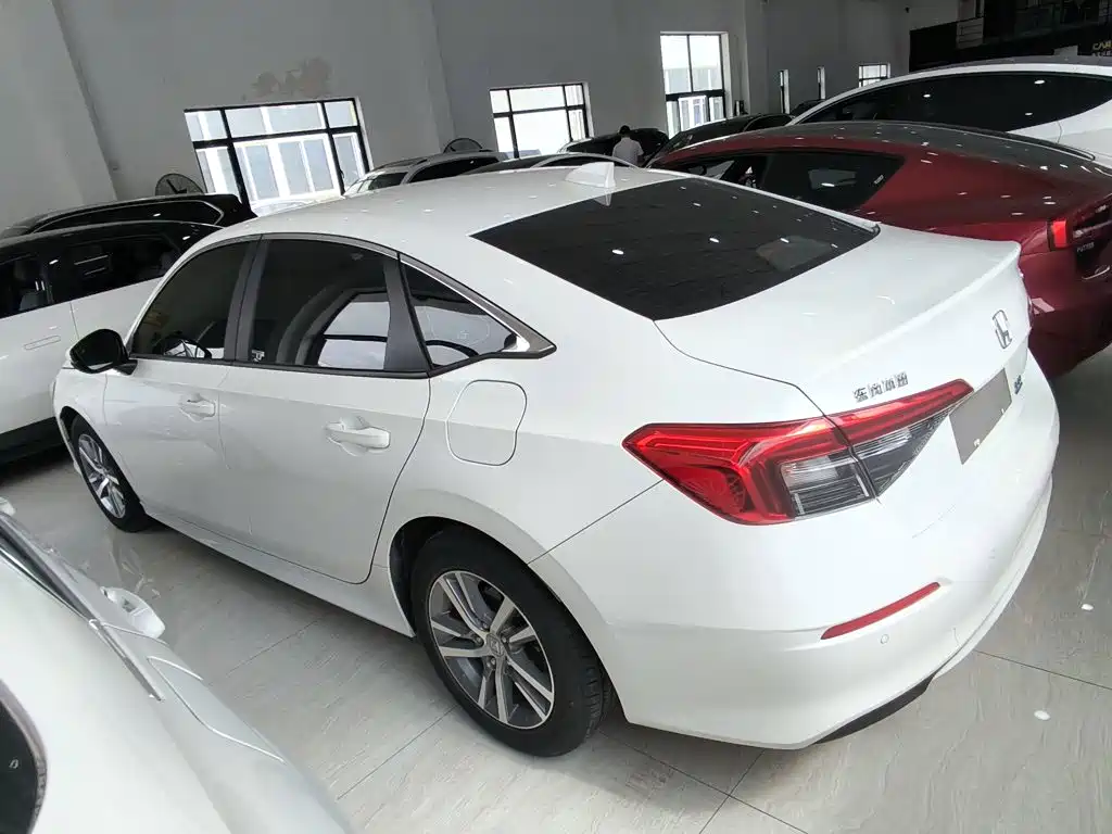 Honda Civic — миниатюра 5