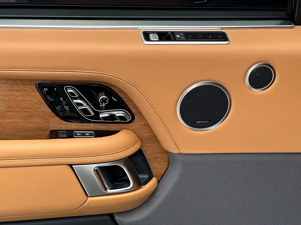 Land Rover Range Rover 2020 3.0 L6 Long Wheelbase