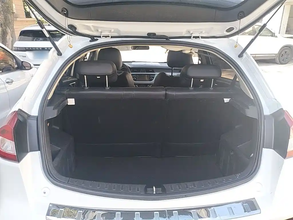 Geely Vision X3 — миниатюра 19