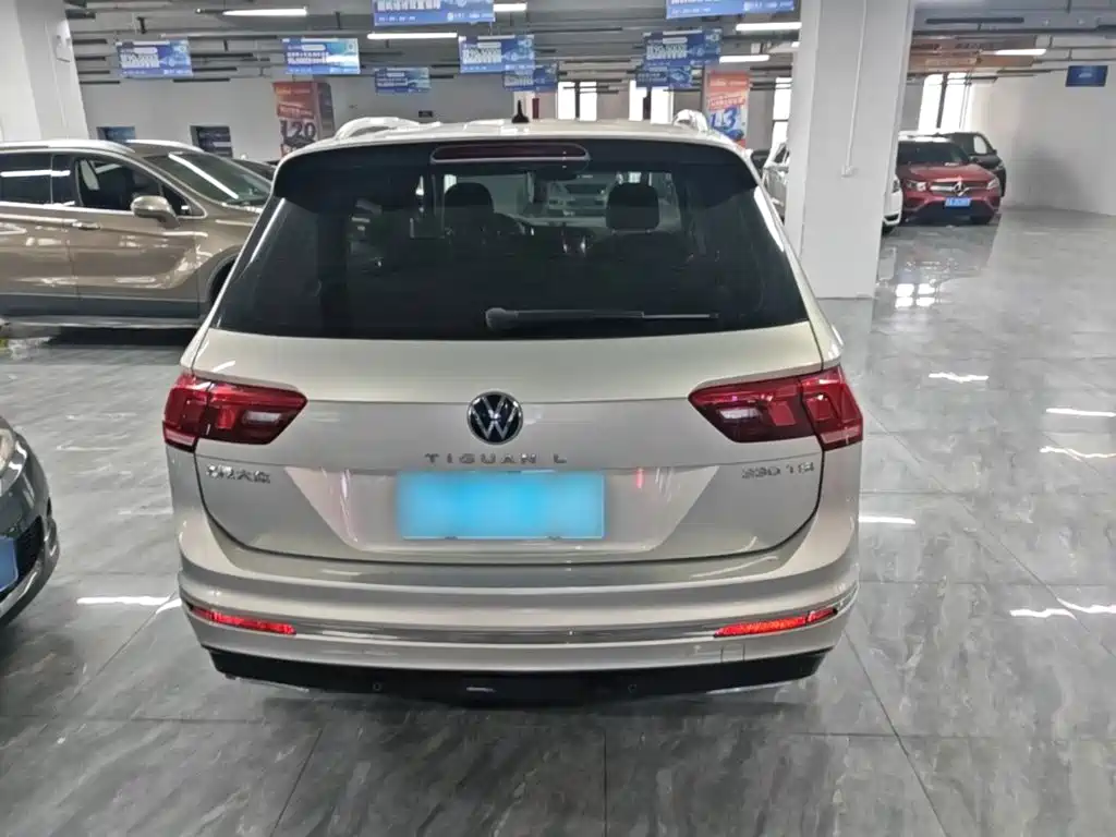 Volkswagen Tiguan L — миниатюра 6