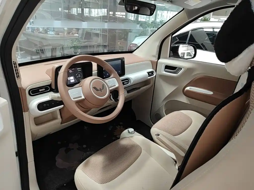 Wuling MINIEV — миниатюра 15