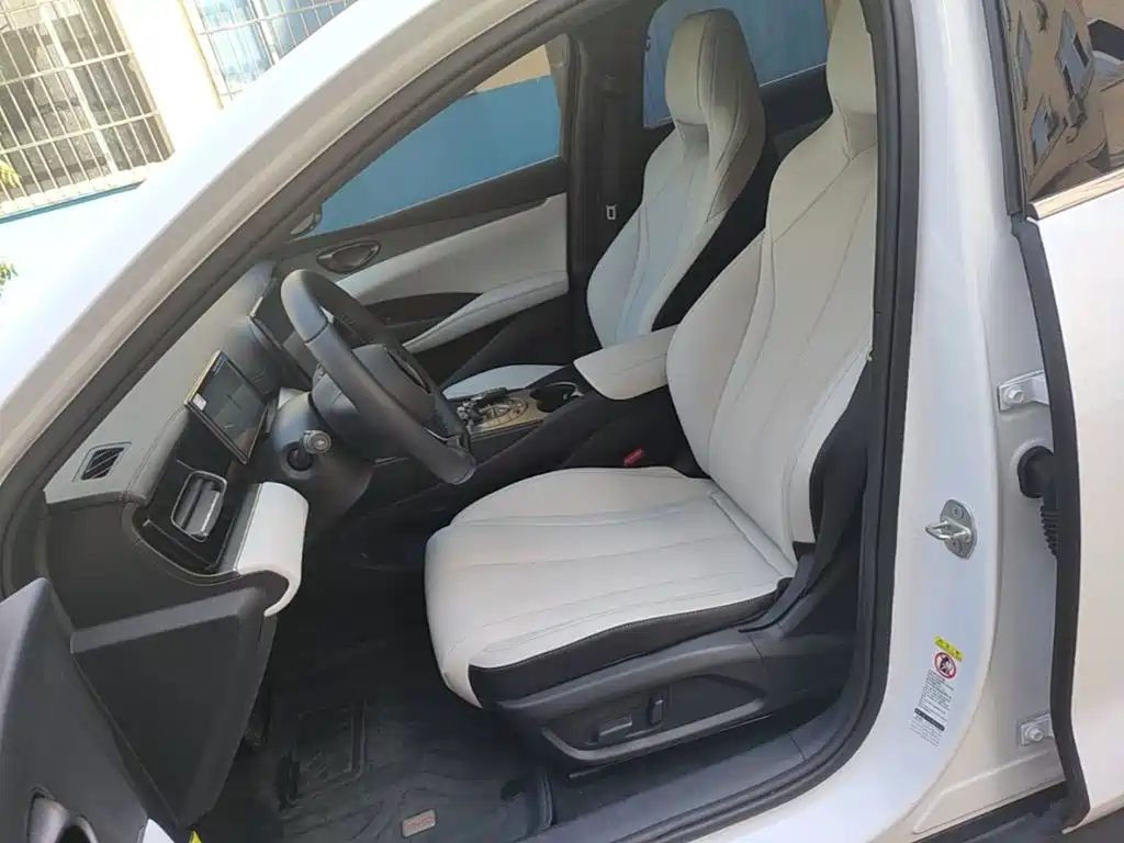 BYD Seal 06 — миниатюра 15