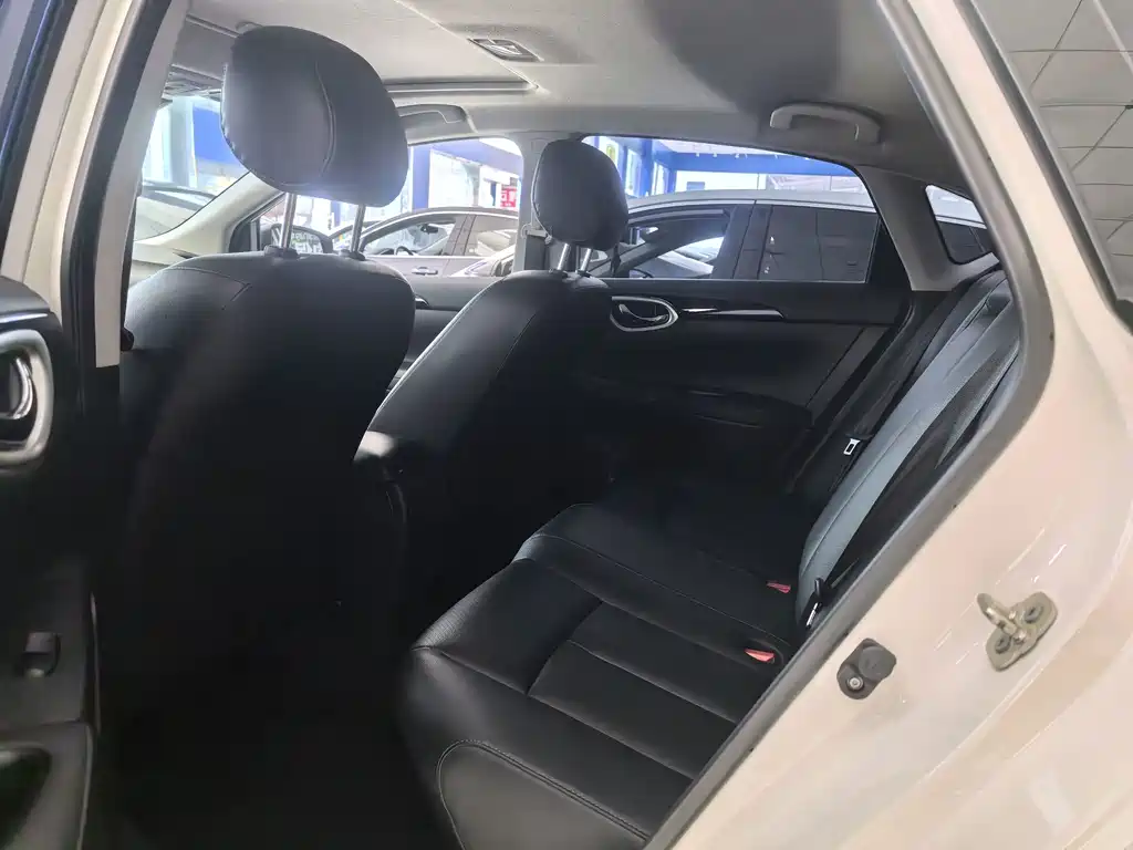 Nissan Sylphy — миниатюра 7