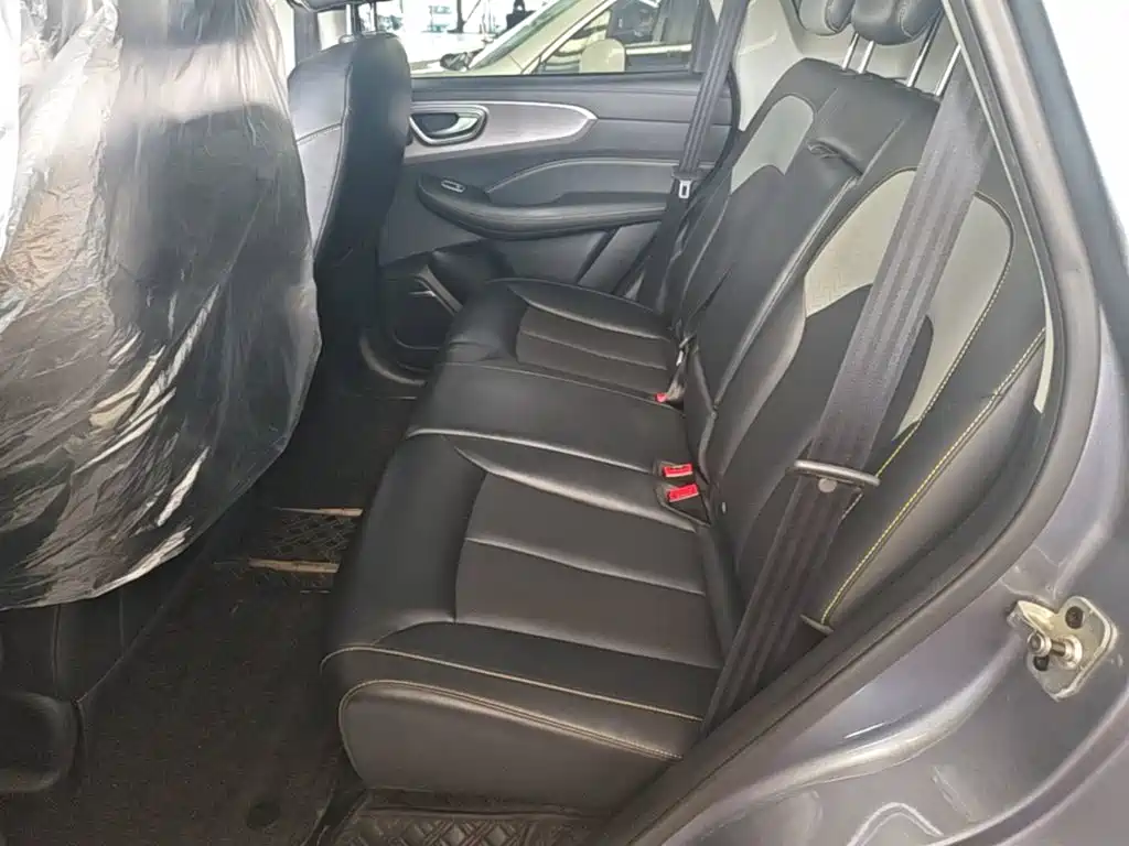 Roewe RX5 — миниатюра 17