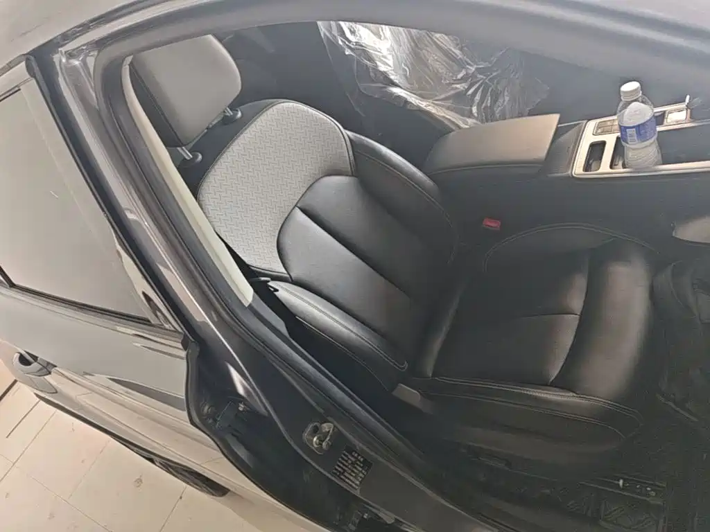 Roewe RX5 — миниатюра 25