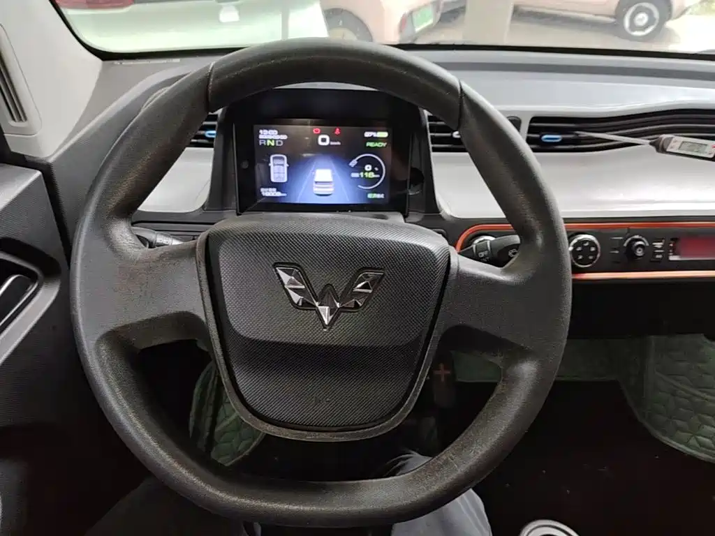 Wuling MINIEV — миниатюра 11