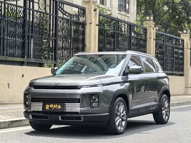 2021 Geely Icon