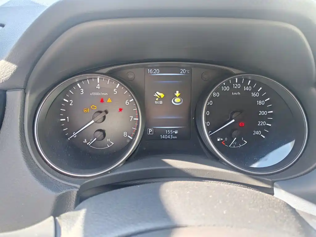 Nissan Qashqai - фото 7