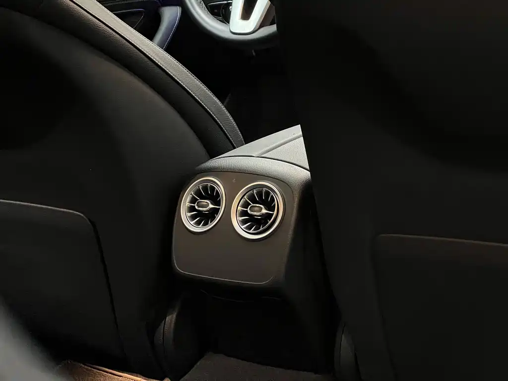Mercedes-Benz CLS — миниатюра 21