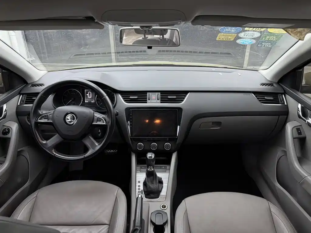 Skoda Octavia — миниатюра 10